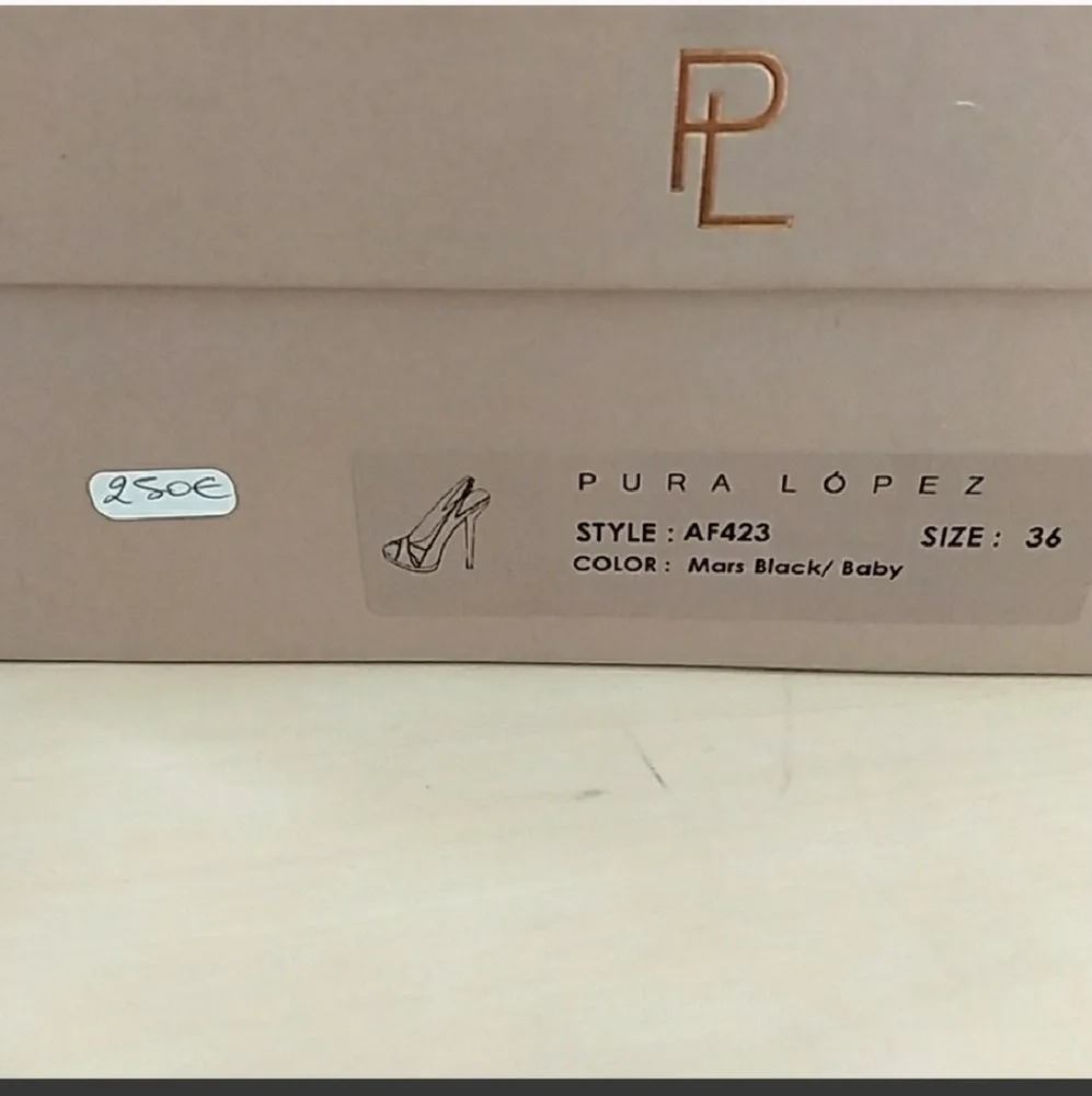 Italian Leather sandals snake python pattern - Picture 5 of 8